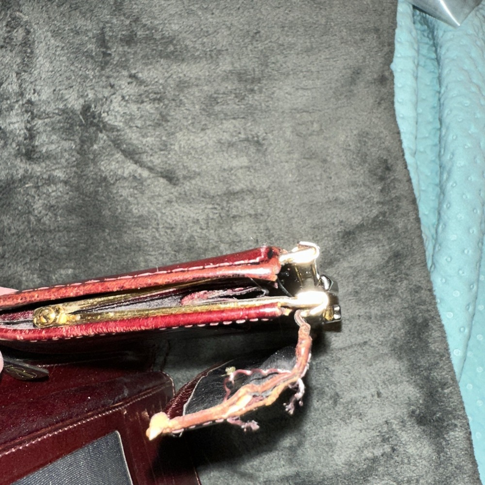 Bosca Vintage Women's Burgundy Leather Checkbook Wallet Pre-Owned Made In Italy - Picture 12 of 13